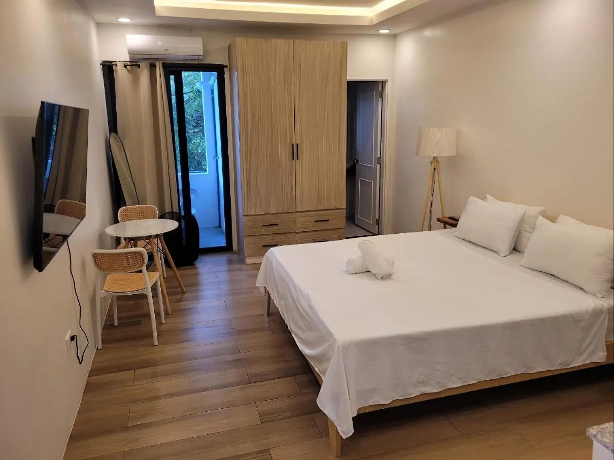 Ganada Suites Angeles Apartment